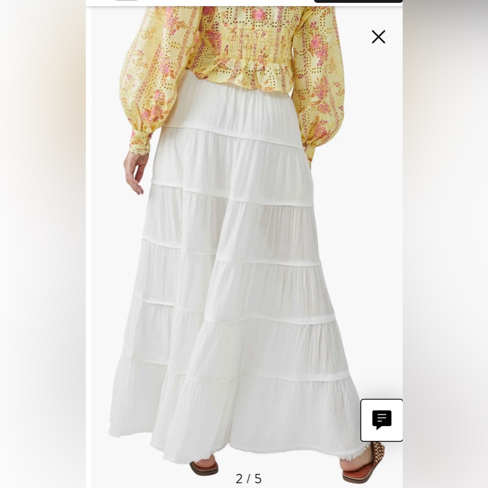 Size small white skirt